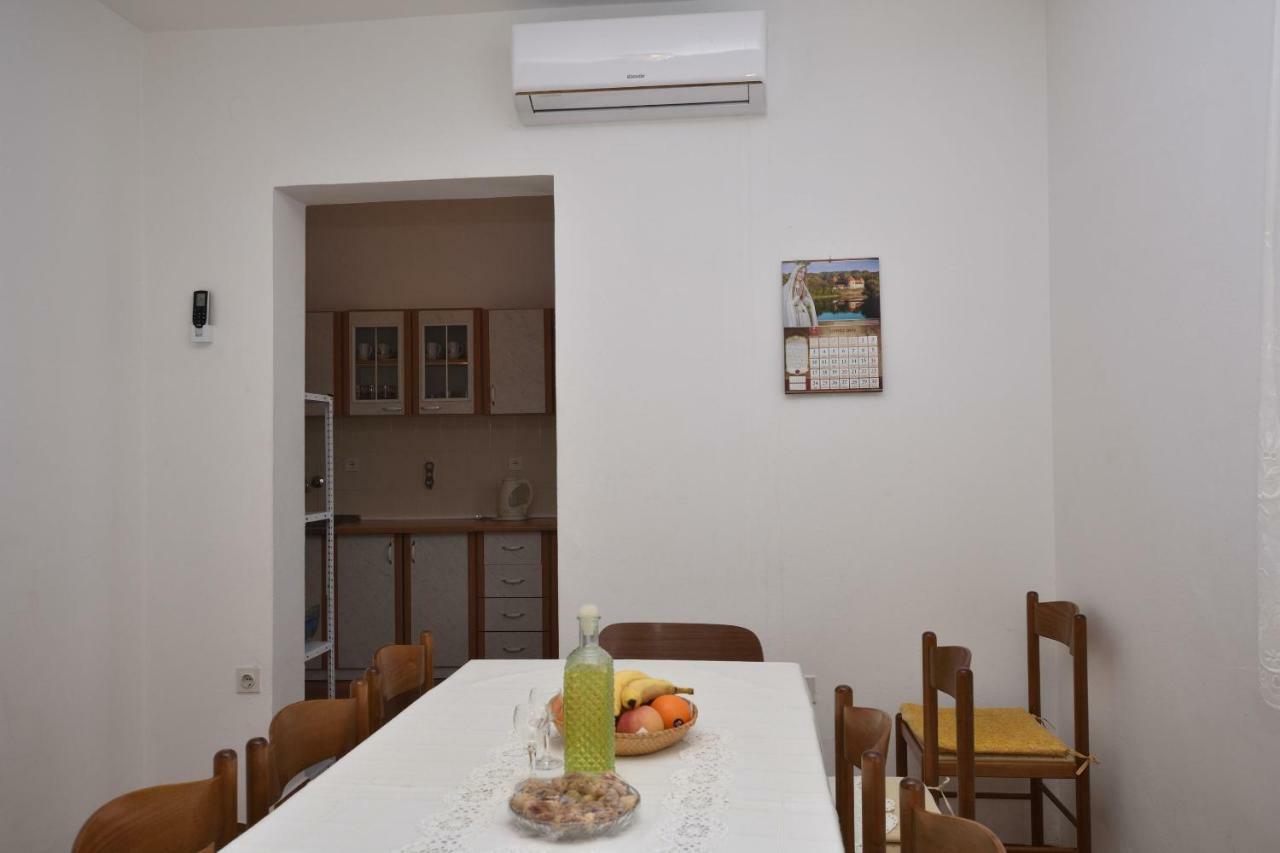 Apartment Maria Primosten Exterior photo